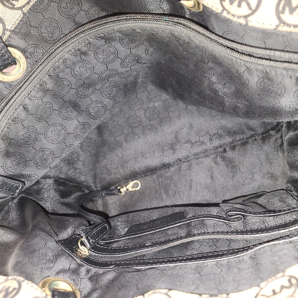 MK MICHAEL KORS LOGA SIGNATURE SHOULDER BAG - Picture 6 of 11